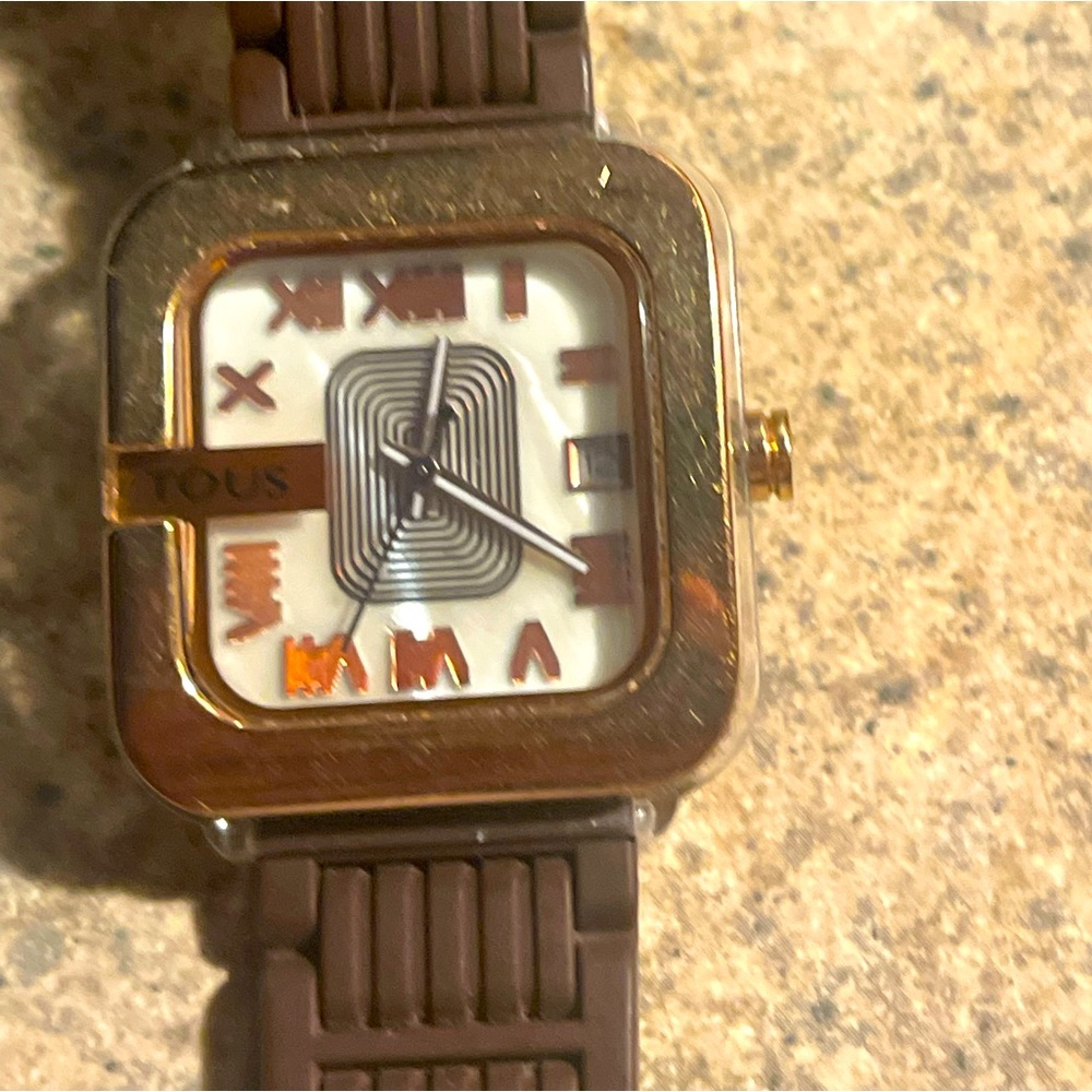 Tous Watch